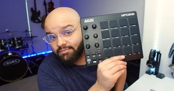 akai professional mpd218 connect with a stream deck