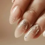 almond shape nails